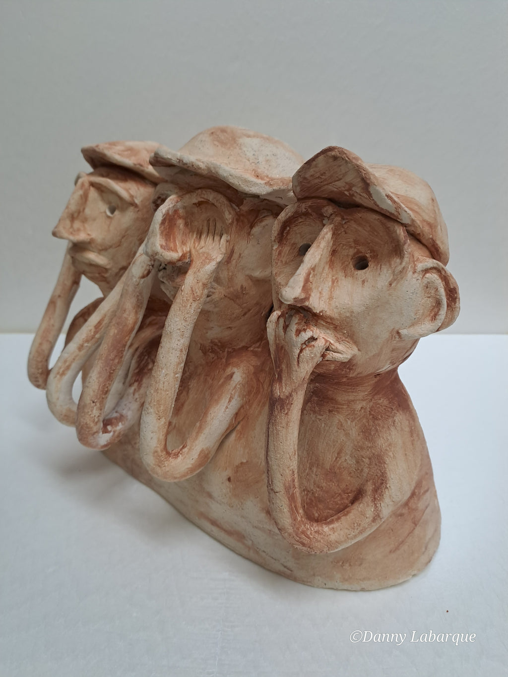 Ref. 0010 Horen, zien en zwijgen